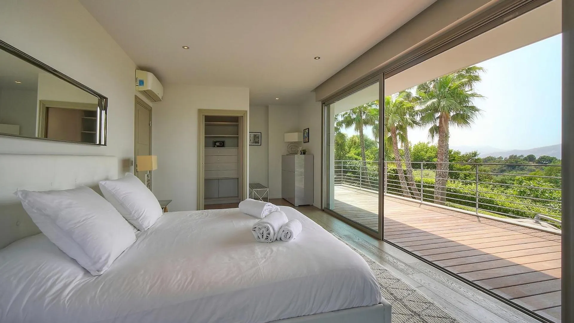 Frgk Luxury Villa Cannes Croix Des Gardes 0*,